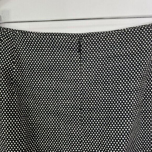 Akris Punto Black and White Wool Blend Polka Dot Knee Length Skirt - Picture 4 of 9